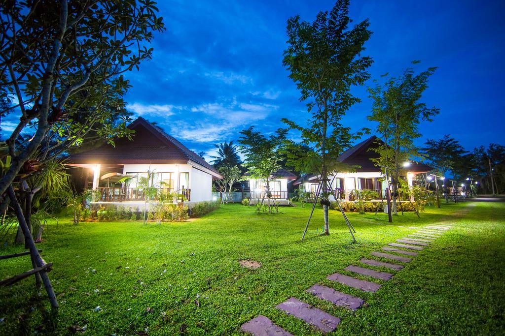 Pawarisa Resort Pathio Ngoại thất bức ảnh